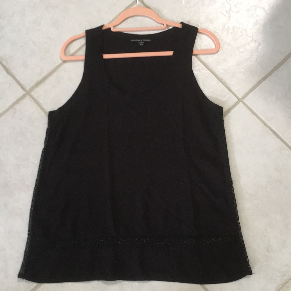 Harlowe & Graham black with lace sleeveless top